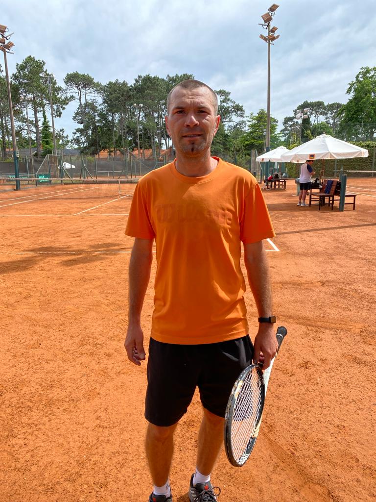 Henrich Strempek, coach del Club de Tenis Piriápolis